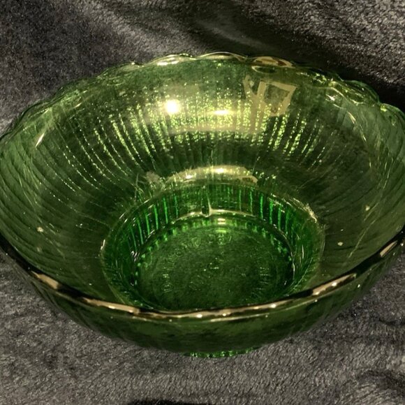 EO Brody Co Green Glass Ribbed Pedestal Bowl Scallop Edge M2000-Vintage-3" Tall. - Picture 6 of 7
